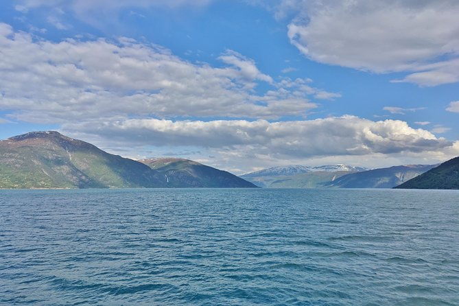 private-guided-tour-king-of-the-fjords-round-trip-to-the-sognefjord-11-hours