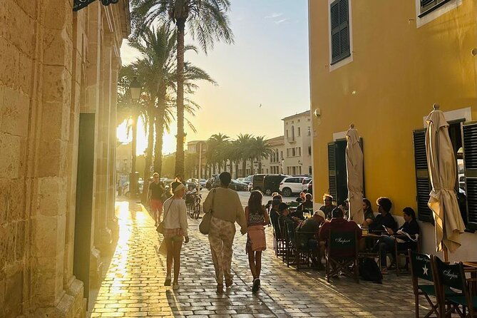 private-guided-tour-of-ciutadella-with-tasting-2