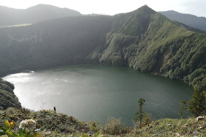 private-half-day-4x4tour-to-sete-cidades-volcano