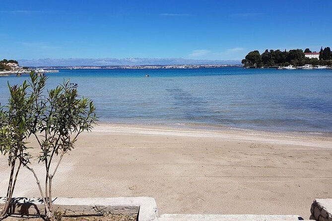 private-half-day-boat-tour-to-nearby-islands-in-zadar-with-drinks