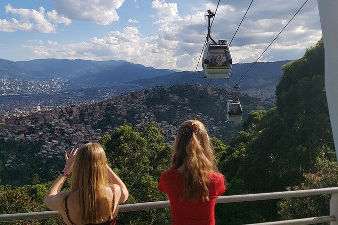 private-half-day-medellin-graffiti-tour-including-metrocable