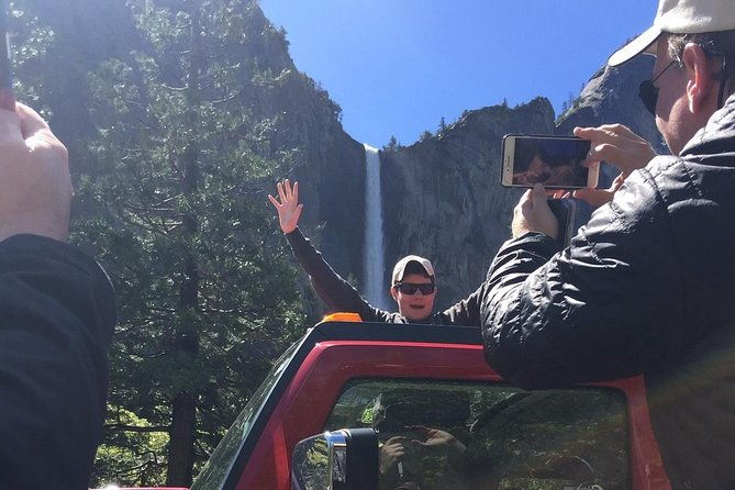 private-hummer-4-x-4-tour-of-yosemite-including-hotel-pickup-2