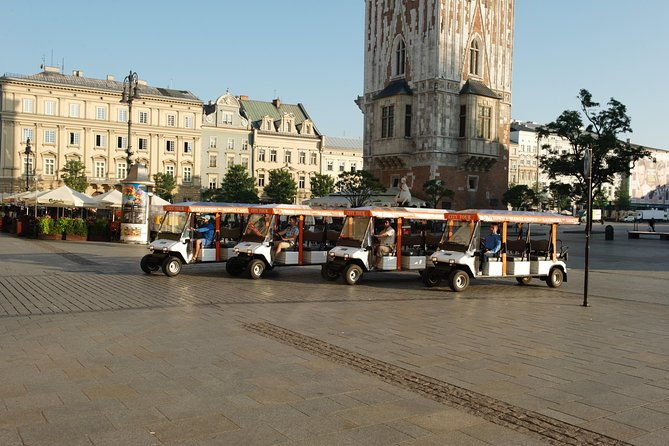 private-krakow-sightseeing-by-golf-cart