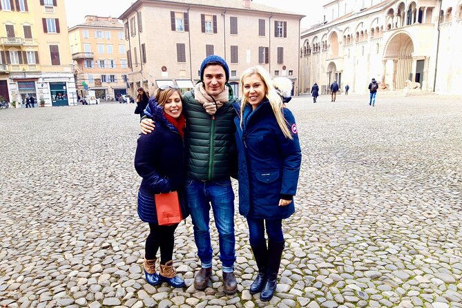 private-local-tour-guide-bologna-kickstart-your-trip-100-personalized-2