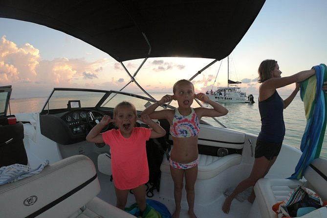 private-luxury-custom-charters-to-stingray-city-snorkeling-more
