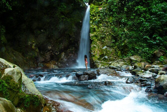 private-luxury-land-of-senses-walking-and-thermals-tour