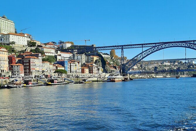 private-luxury-transfer-porto-airport-to-hotel-24-7-service