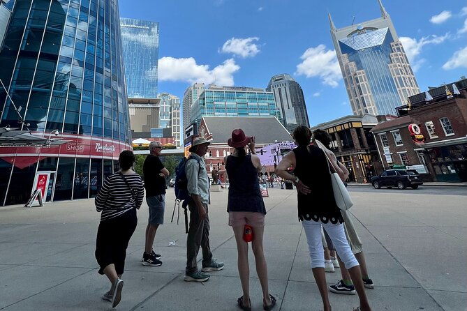 private-luxury-van-nashville-tour
