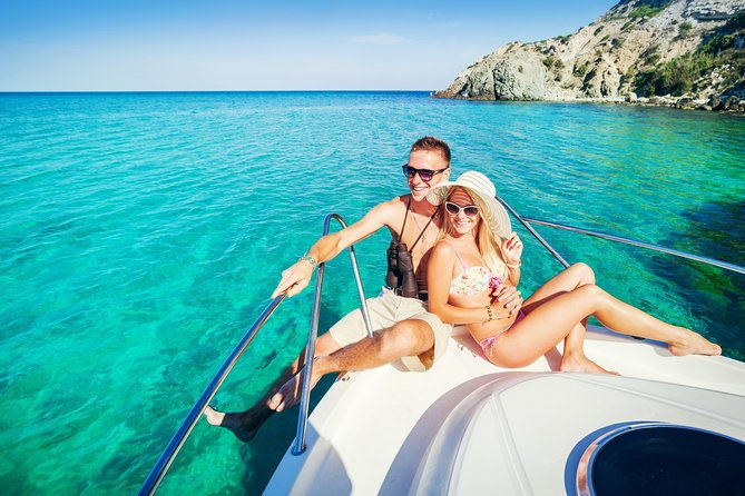 private-luxury-yacht-tour-with-lunch-and-drinks