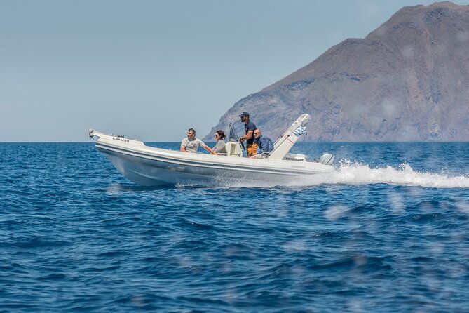 private-milos-tour-islands-of-colours-luxury-boat-rental