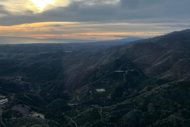 private-mountain-and-city-helicopter-flight-santa-barbara