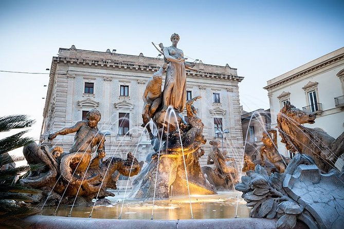 private-ortigia-walking-tour-in-siracusa