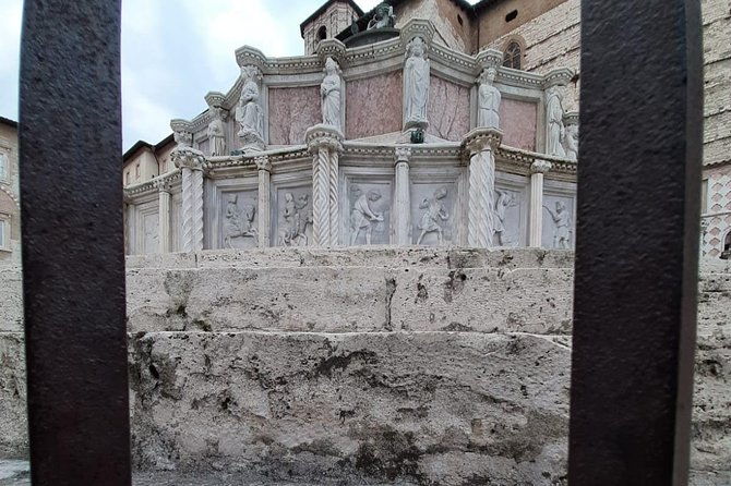 private-perugia-walking-tour-with-official-guide