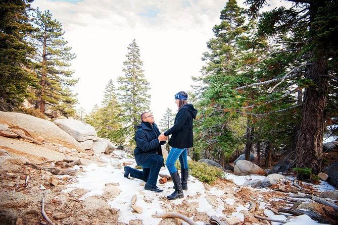 private-photo-session-with-a-local-photographer-in-palm-springs