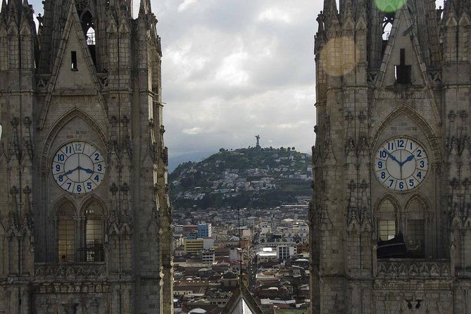 private-quito-city-tourtelefericomitad-del-mundo-with-entrances