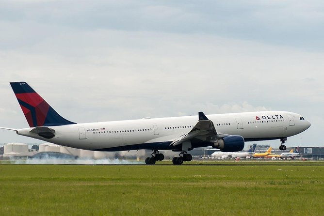 private-rotterdam-cruise-port-departure-transfer-to-ams-schiphol-airport