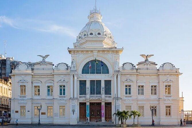 private-salvador-city-tour-driving-walking