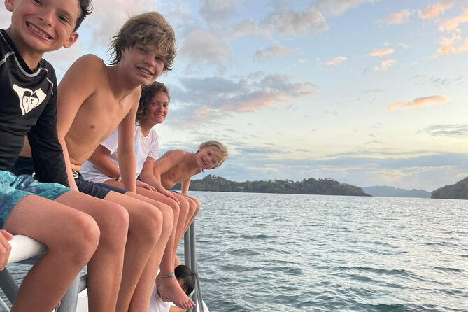 private-snorkeling-tour-by-boat-in-flamingo-beach