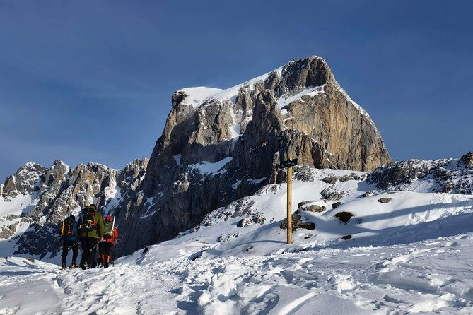 private-snowshoe-route-in-cantabria-picos-de-europa