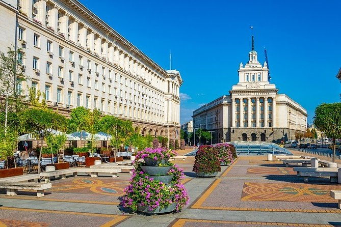 private-sofia-tour-with-unique-local-food-drinks-experience