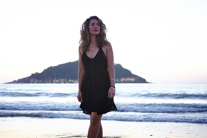 private-sunset-photo-session-on-la-concha-beach