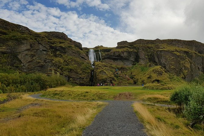 private-superjeep-full-day-south-coast-and-eyjafjallajokull-volcano-sights
