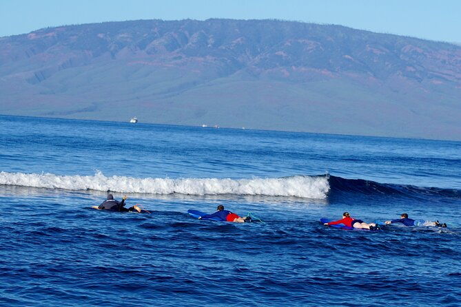private-surf-lesson-for-group-of-3-5-near-lahaina