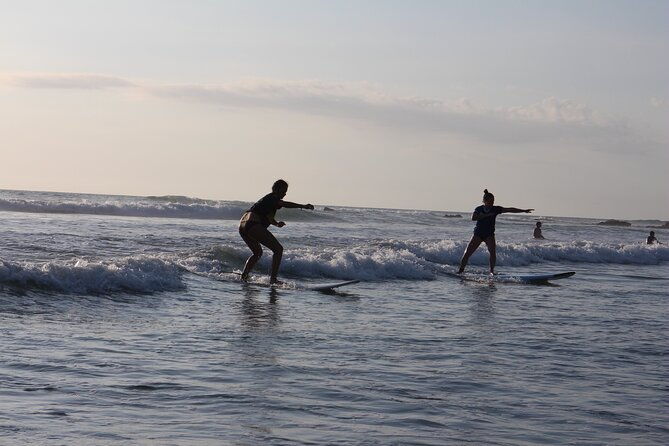 private-surf-lesson-in-playa-hermosa-santa-teresa