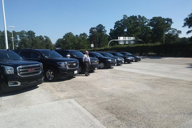 private-suv-transfer-houston-iah-airport-to-galveston-for-6-pax