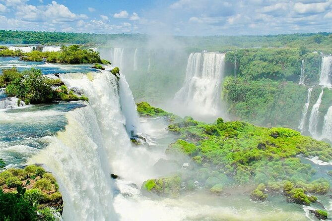 private-tour-2day-to-both-sides-of-iguazu-falls