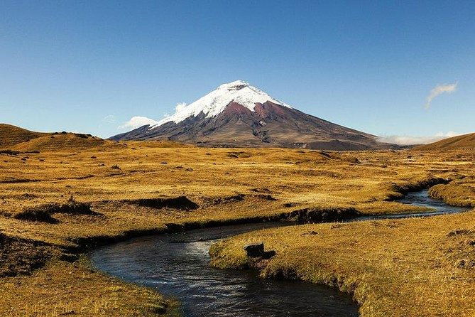 private-tour-4-day-trip-cotopaxi-quilotoa-banos-with-devils-nose-train-ride