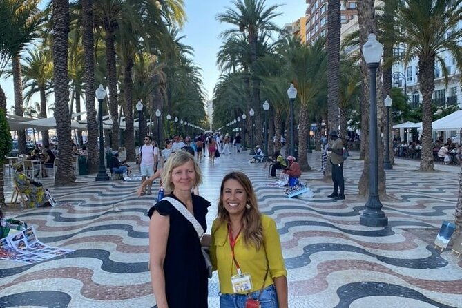 private-tour-all-of-alicante-city-castle-market-and-tapas