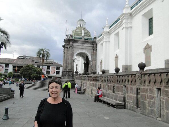 private-tour-city-tour-quito-with-cable-car-and-middle-of-the-world