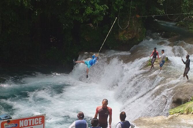 private-tour-from-falmouth-to-ocho-rios-blue-hole-and-beach