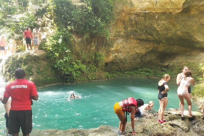 private-tour-from-ocho-rios-to-blue-hole-konoko-falls
