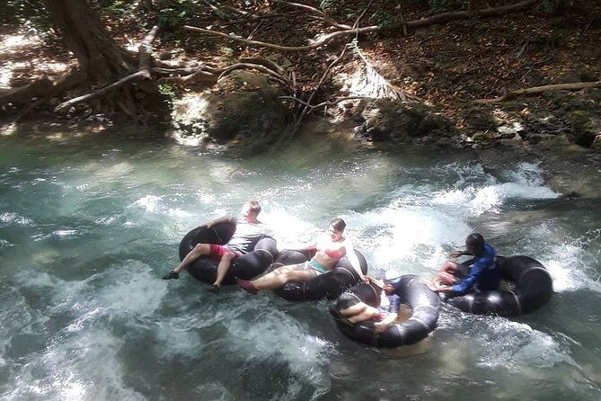 private-tour-from-ocho-rios-to-dunns-river-falls-tubing-and-shopping
