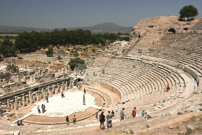 private-tour-of-ephesushouse-of-mother-mary-artemis-temple-from-izmir