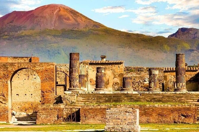 private-tour-of-pompeii-ruins-organic-wine-and-lunch-tasting