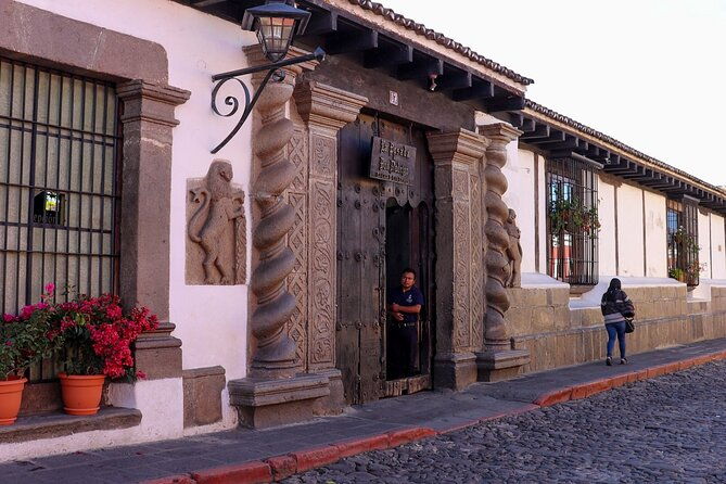 private-tour-of-the-emblematic-streets-of-antigua-guatemala