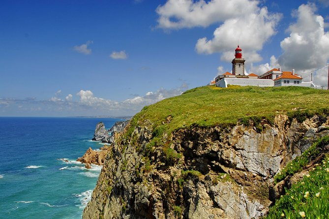 private-tour-sintra-cabo-da-roca-and-cascais-half-day-5-6-hours