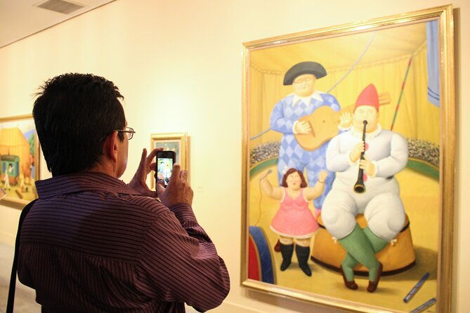 private-tour-the-art-of-botero-cultural-experience-medellin-antioquia-museum