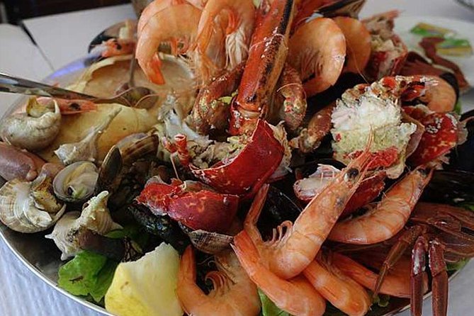 private-tour-to-arrabida-sesimbra-and-setubal-with-wine-tasting