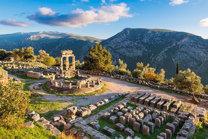 private-tour-to-delphi-from-volos