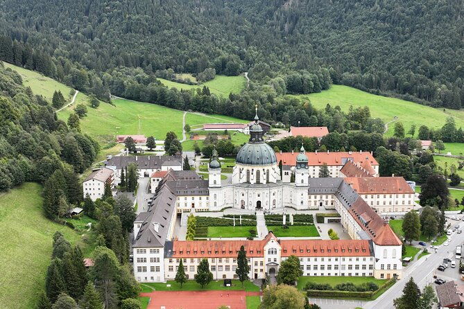 private-tour-to-neuschwanstein-linderhof-ettal-and-oberammergau