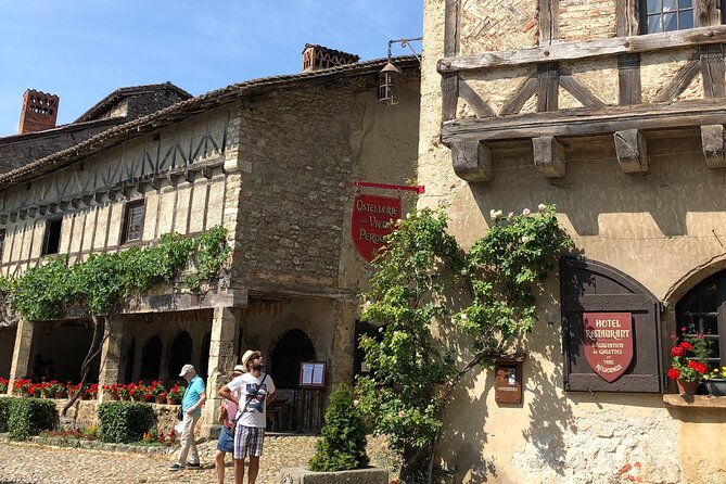 private-tour-to-royal-monastery-of-brou-and-perouges