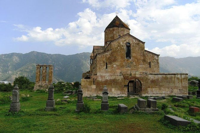 private-tour-to-unesco-heritage-haghpat-and-sanahin-monasteries-and-odzun-church