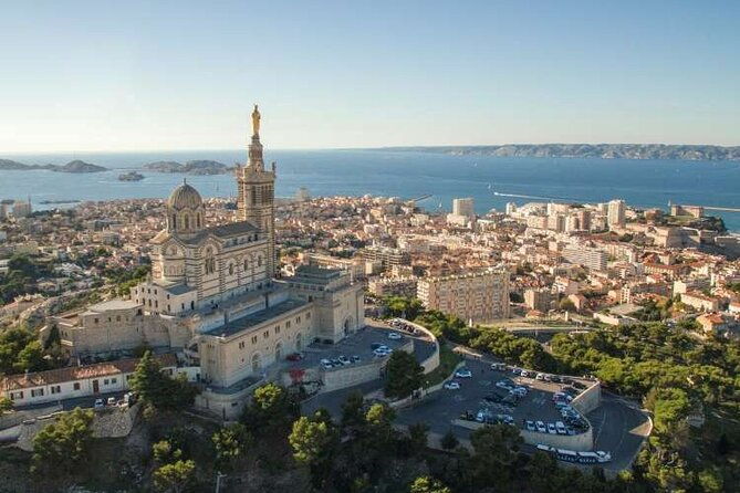 private-transfer-from-marseille-airport-to-avignon