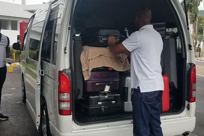 private-transfer-from-montego-bay-airport-to-royalton-white-sands