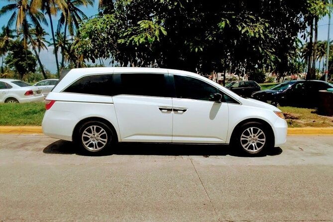 private-transfer-from-osaka-kansai-airport-kix-to-maizuru-port