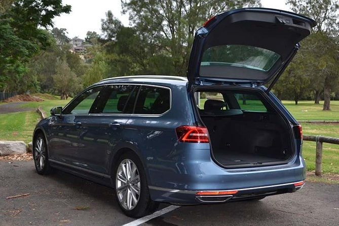 private-transfer-from-salou-portaventura-to-airport-barcelona